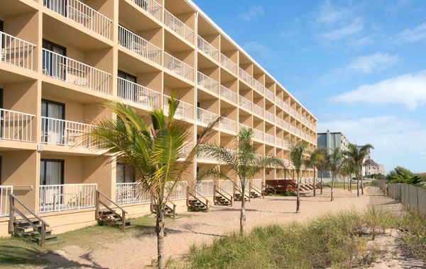 Beachfront Efficiency Quality Inn Oceanfront Room - Ocean City