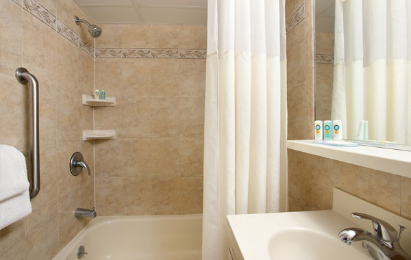 Quality Inn Oceanfront Room - Ocean City